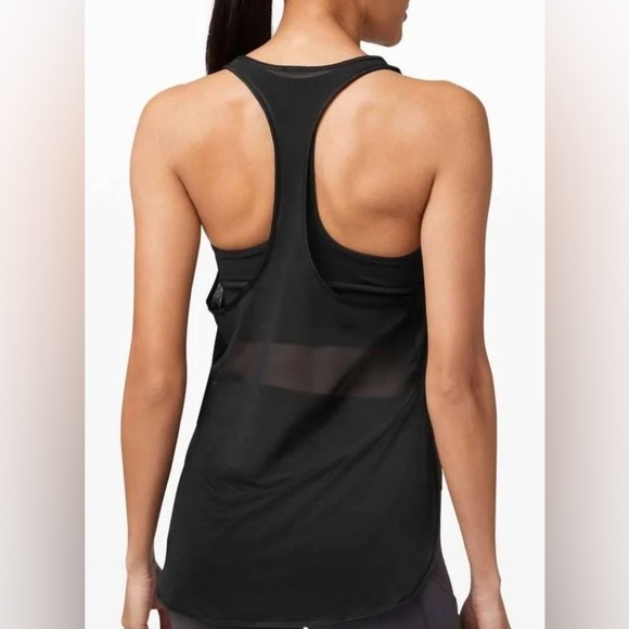 Lululemon Twist Around Tank *Light Support For C/D Cup Black Size 4 W1AIDS - Picture 3 of 7